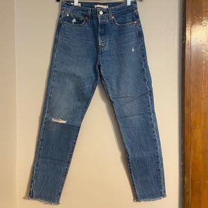 Levi's Wedgie Jean - Size 27